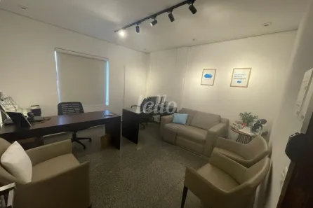 Sala Comercial para alugar, 14m² no Jardim das Acácias, São Paulo