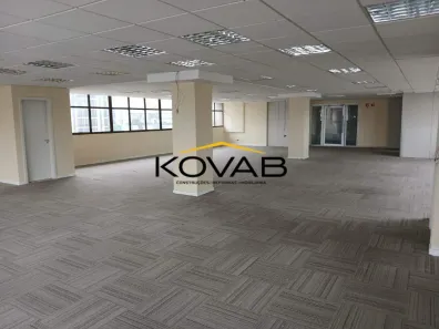 Sala Comercial para alugar, 133m² no Vila Olímpia, São Paulo