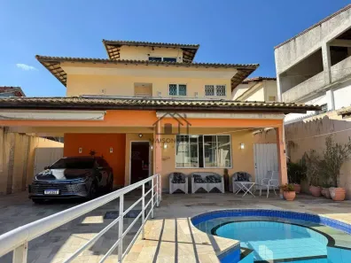 Casa com 4 Quartos à venda, 360m² no Piratininga, Niterói