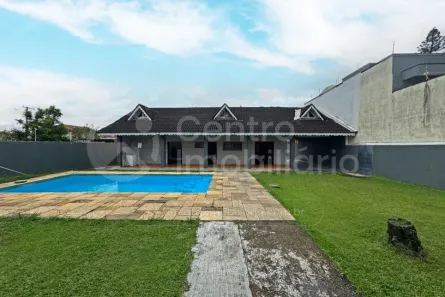 Casa com 6 Quartos à venda, 306m² no Centro, Peruíbe