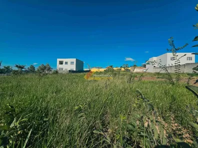 Lote/Terreno à venda, 275m² no Santa Lúcia, Divinópolis