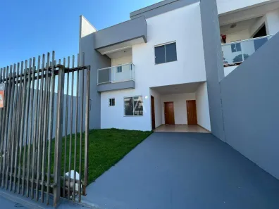 Sobrado com 3 Quartos para alugar, 137m² no Jardim Gisela, Toledo
