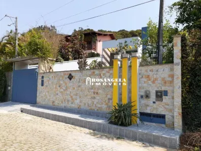 Casa com 4 Quartos à venda, 302m² no Cascata do Imbuí, Teresópolis