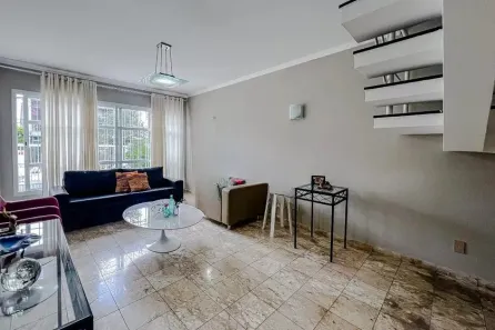 Casa com 3 Quartos à venda, 250m² no Jardim da Glória, São Paulo