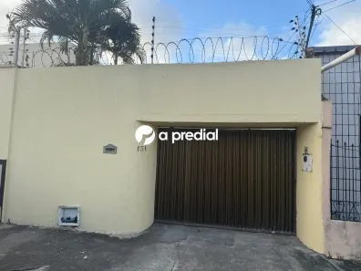 Casa com 2 Quartos à venda, 120m² no Guararapes, Fortaleza