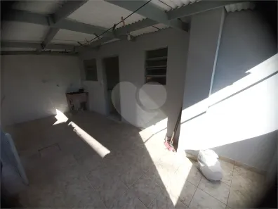  com 1 Quarto para alugar, 30m² no Jardim Novo Taboão, São Paulo