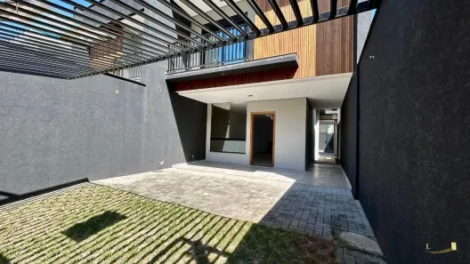 Sobrado com 3 Quartos à venda, 177m² no Jardim Sofia, Joinville