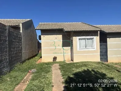 Casa de Condomínio com 2 Quartos à venda, 44m² no Jardim Alto Alegre, Valparaíso