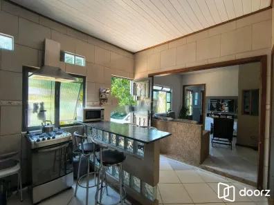 Casa com 3 Quartos à venda, 210m² no Vila Nova, Porto Alegre