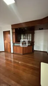 Casa com 4 Quartos à venda, 242m² no Vigilato Pereira, Uberlândia