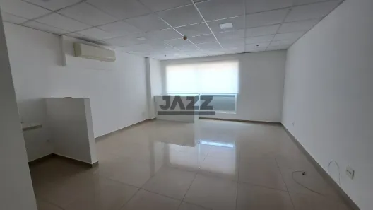 Sala Comercial para alugar, 40m² no Vila Itapura, Campinas