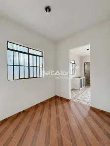 Casa com 2 Quartos para alugar, 55m² no Camargos, Belo Horizonte