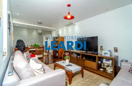 Casa com 3 Quartos à venda, 180m² no Santo Amaro, São Paulo