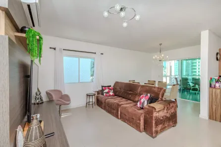 Apartamento com 2 Quartos à venda, 98m² no Pioneiros, Balneário Camboriú