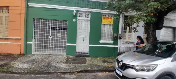 Casa com 2 Quartos para alugar, 100m² no Madalena, Recife