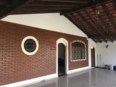 Imóvel Comercial com 3 Quartos à venda, 185m² no Jardim América, Bauru