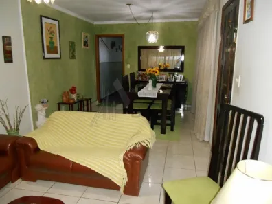 Sobrado com 5 Quartos à venda, 190m² no Vila Mazzei, São Paulo