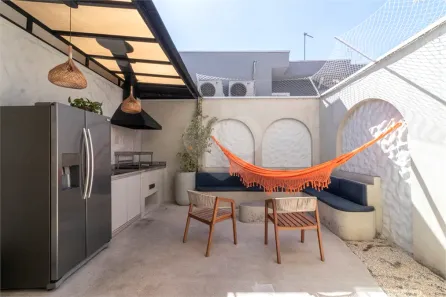 Sobrado com 3 Quartos à venda, 152m² no Vila Madalena, São Paulo