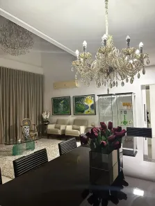 Apartamento com 4 Quartos para alugar, 700m² no Aleixo, Manaus