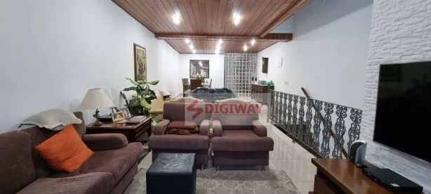 Sobrado com 3 Quartos à venda, 202m² no Jardim da Glória, São Paulo