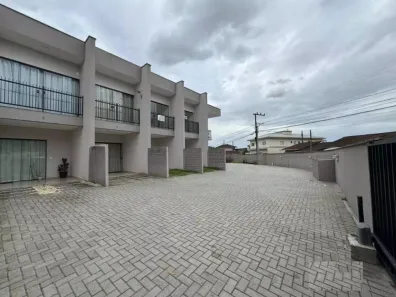 Sobrado com 2 Quartos à venda, 80m² no Vila Nova, Joinville