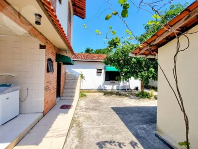 Casa com 5 Quartos à venda, 192m² no Itaipu, Niterói