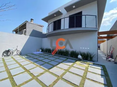 Casa com 2 Quartos para alugar, 63m² no Prainha, Caraguatatuba