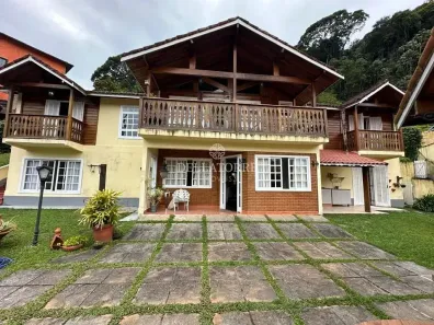 Casa de Condomínio com 5 Quartos à venda, 247m² no Carlos Guinle, Teresópolis