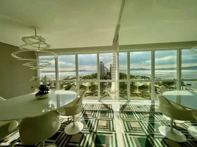 Apartamento com 3 Quartos à venda, 220m² no Agronômica, Florianópolis