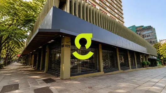 Ponto Comercial para alugar, 244m² no Independência, Porto Alegre