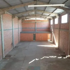 Galpão/Depósito/Armazém à venda, 700m² no Morro Santana, Porto Alegre
