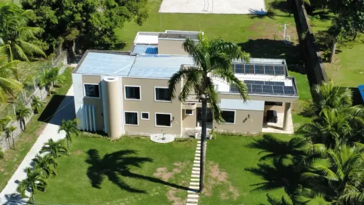Casa de Condomínio com 5 Quartos à venda, 372m² no Portão, Lauro de Freitas
