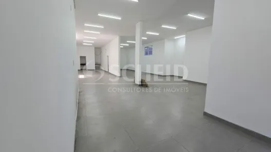 Sala Comercial para alugar, 200m² no Jardim da Pedreira, São Paulo
