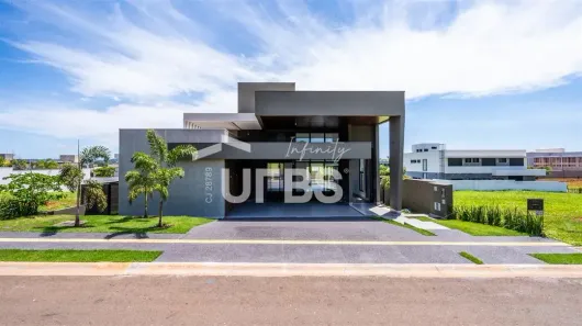 Casa de Condomínio com 4 Quartos à venda, 320m² no Parque Cidade, Goiânia