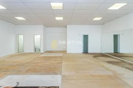 Sala Comercial para alugar, 136m² no Rio Branco, Porto Alegre