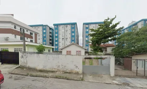 Casa com 2 Quartos à venda, 72m² no Barreiros, São José