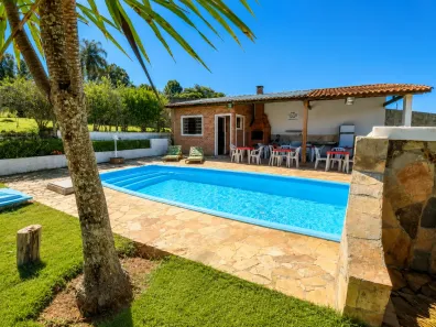Fazenda/Sítio com 4 Quartos para alugar, 5000m² no Pavão (Canguera), São Roque
