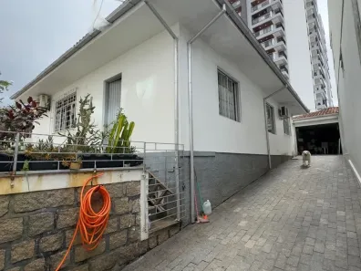 Casa com 4 Quartos à venda, 146m² no Barreiros, São José