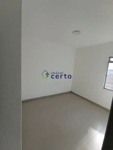 Casa com 2 quartos — Nova Granada, Belo Horizonte