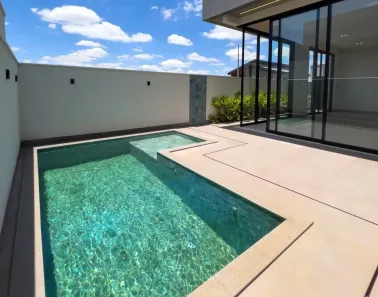 Casa com 3 Quartos à venda, 242m² no Jardim Botânico, Uberlândia