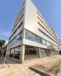 Ponto Comercial para alugar, 560m² no Azenha, Porto Alegre