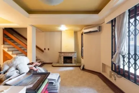 Casa com 3 Quartos para alugar, 174m² no Cristal, Porto Alegre