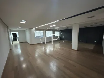 Ponto Comercial para alugar, 600m² no Taguatinga Norte, Brasília