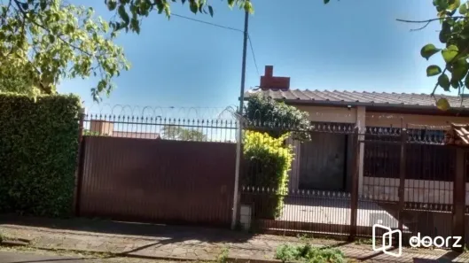 Casa com 3 Quartos à venda, 320m² no Costa e Silva, Porto Alegre