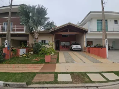 com 3 Quartos para alugar, 260m² no Zona Industrial, Sorocaba