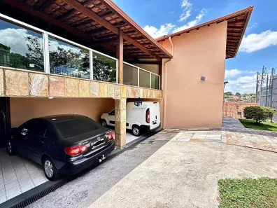 Casa com 5 Quartos à venda, 378m² no Santa Amélia, Belo Horizonte