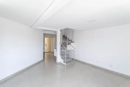 Casa com 3 Quartos à venda, 72m² no Parque Xangri-Lá, Contagem