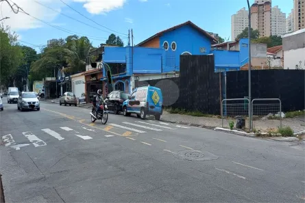 Lote/Terreno para alugar, 10m² no Jardim Santo Amaro, São Paulo