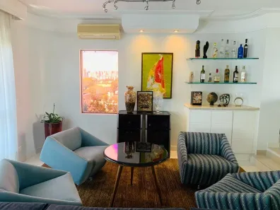 Apartamento com 4 Quartos à venda, 205m² no Moema, São Paulo