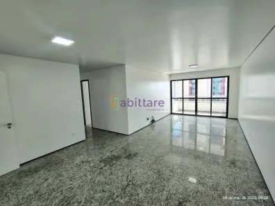 Apartamento com 3 Quartos para alugar, 127m² no Calhau, São Luís